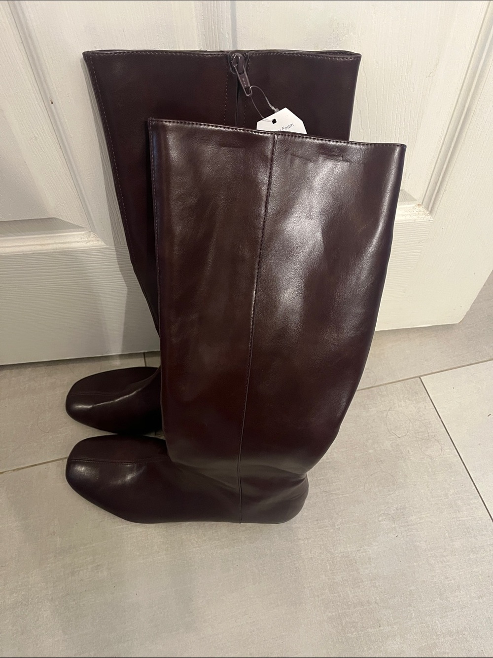 Women's Tall Boots in deep burgundy